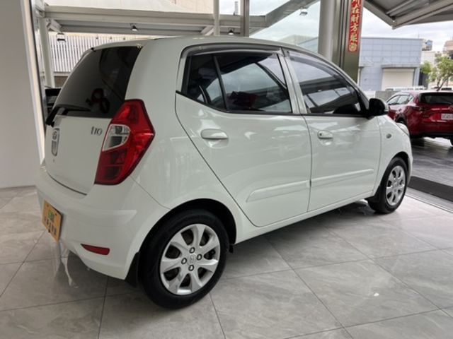 HYUNDAI現代 I10  第2張相片