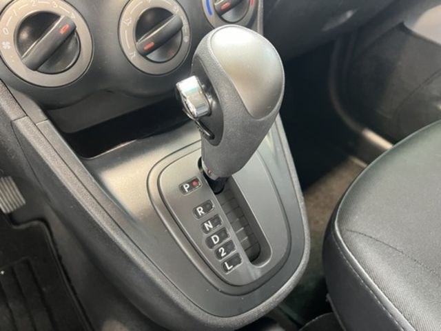 HYUNDAI現代 I10  第11張相片