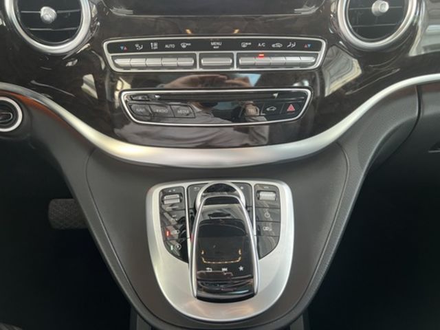 M-BENZ賓士 V250 D  第9張相片