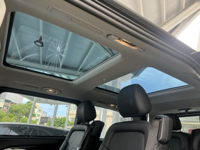 M-BENZ賓士 V250 D  第14張相片