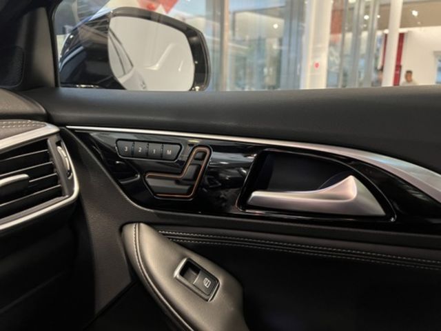 INFINITI無限 Q30  第9張相片