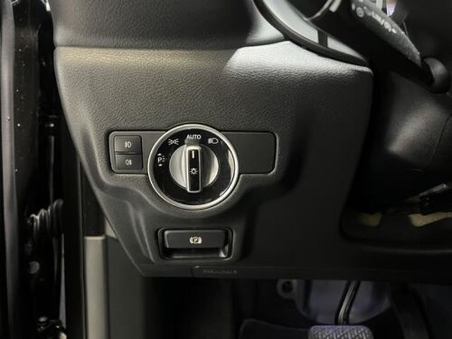 INFINITI無限 Q30  第16張相片