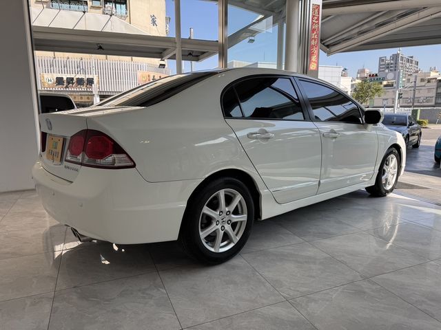 HONDA本田 CIVIC  第2張相片