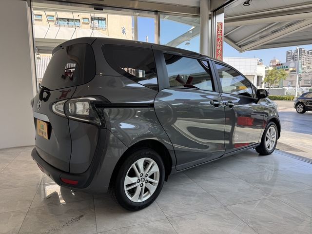 TOYOTA豐田 SIENTA  第2張相片