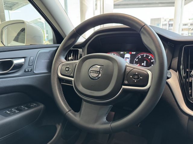 VOLVO富豪 XC60  第4張相片