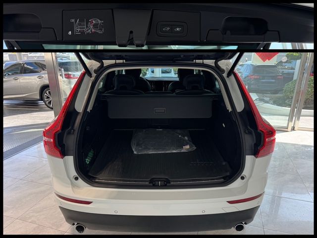 VOLVO富豪 XC60  第19張相片