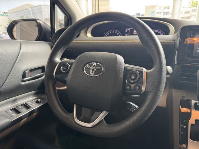 TOYOTA豐田 SIENTA  第6張相片