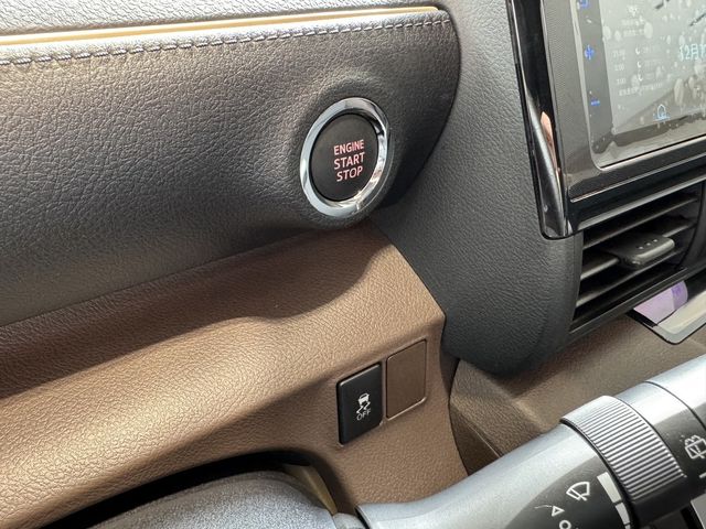 TOYOTA豐田 SIENTA  第12張相片