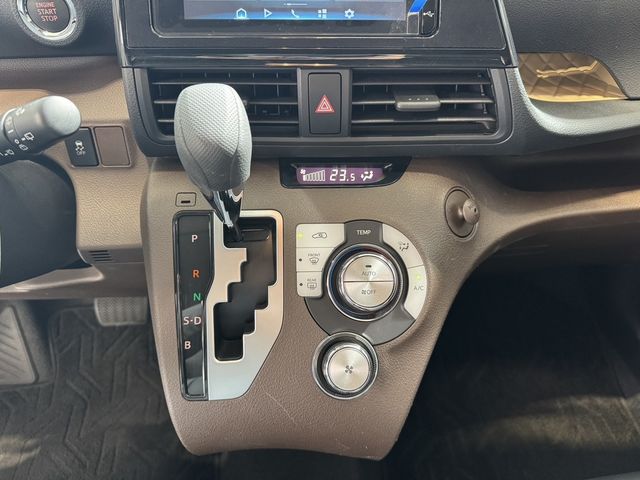 TOYOTA豐田 SIENTA  第13張相片