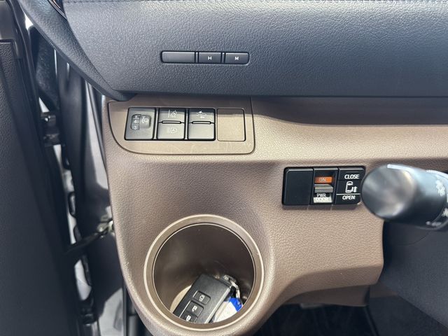 TOYOTA豐田 SIENTA  第16張相片