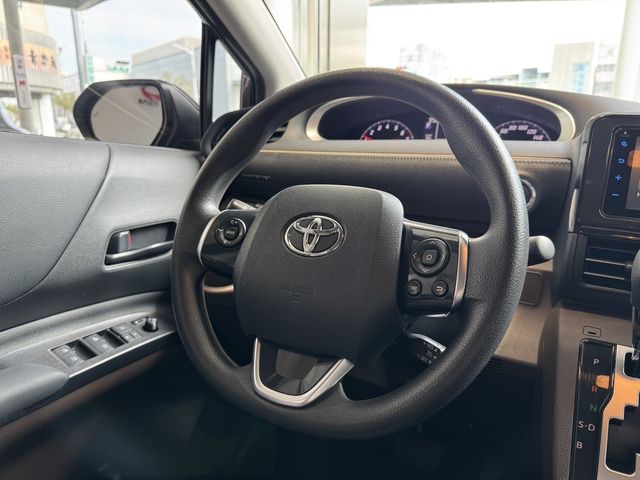 TOYOTA豐田 SIENTA  第5張相片