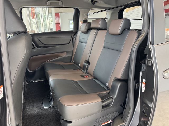 TOYOTA豐田 SIENTA  第8張相片