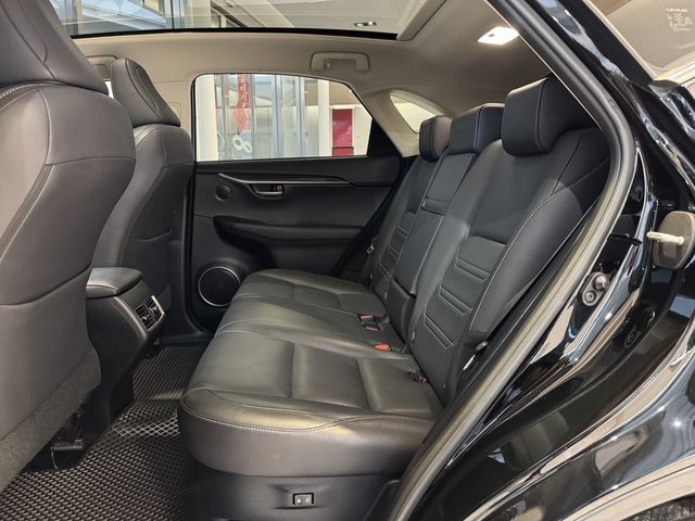 LEXUS凌志 NX200T  第7張相片