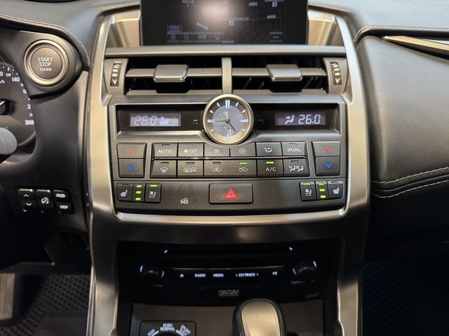 LEXUS凌志 NX200T  第10張相片