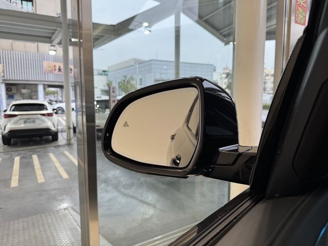 BMW寶馬 X3  第16張相片