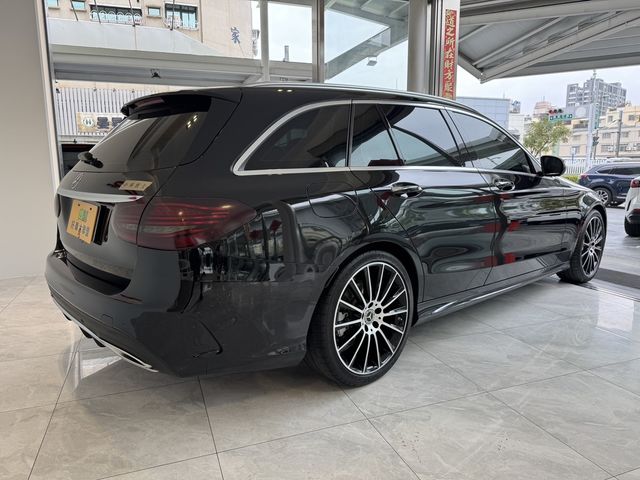 M-BENZ賓士 C300  第2張相片