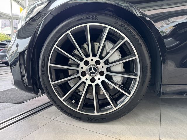 M-BENZ賓士 C300  第3張相片
