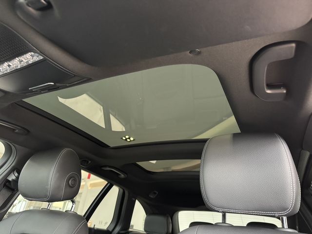 M-BENZ賓士 C300  第9張相片