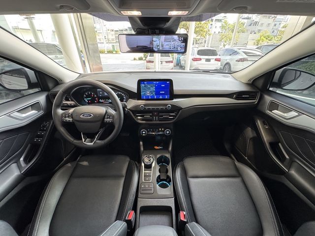 FORD福特 FOCUS WAGON  第6張相片