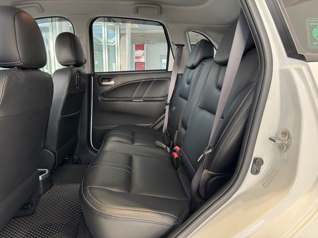 MITSUBISHI三菱 COLT PLUS  第8張相片
