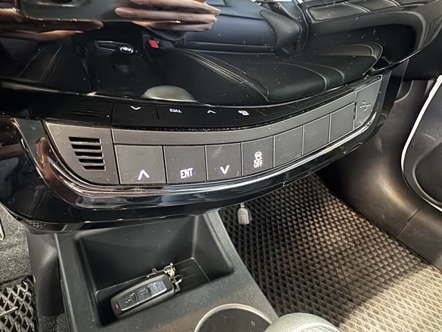 MITSUBISHI三菱 COLT PLUS  第12張相片