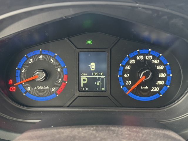 MITSUBISHI三菱 COLT PLUS  第16張相片