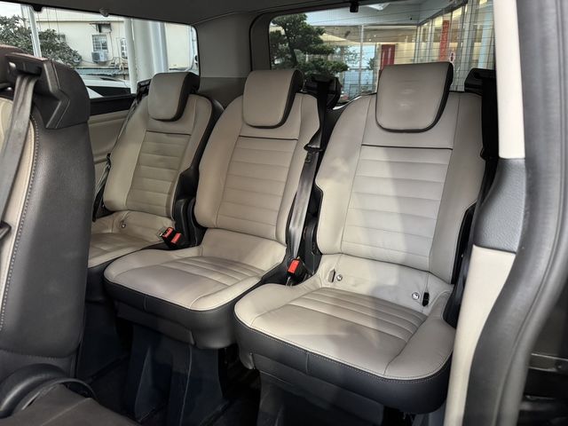 FORD福特 TOURNEO CUSTOM  第10張相片
