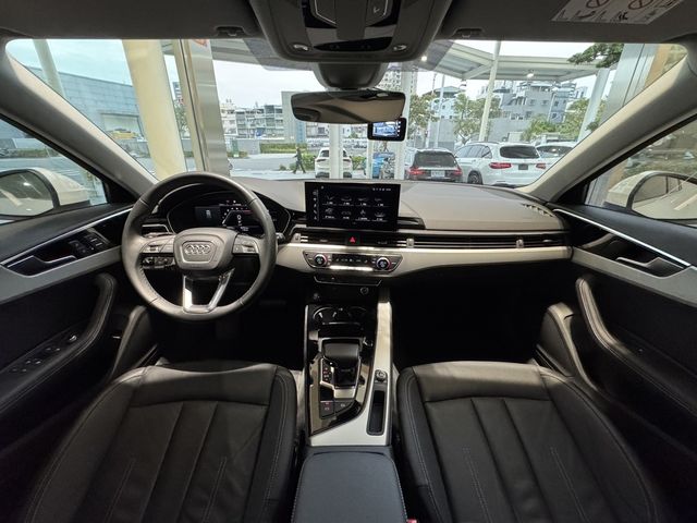 AUDI奧迪 A4 AVANT  第5張相片