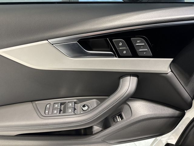AUDI奧迪 A4 AVANT  第15張相片
