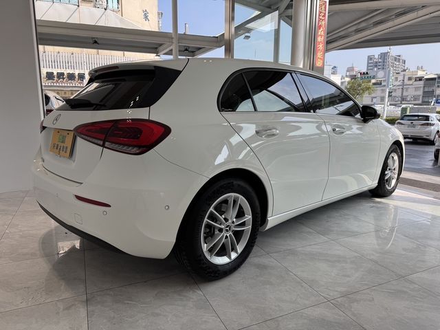 M-BENZ賓士 A180  第2張相片
