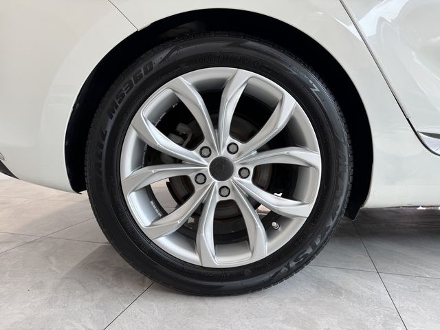 KIA起亞 CARENS  第4張相片