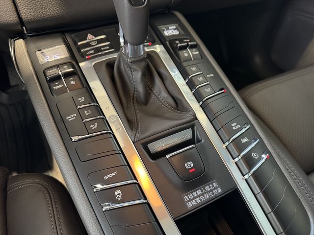 PORSCHE保時捷 MACAN S  第10張相片