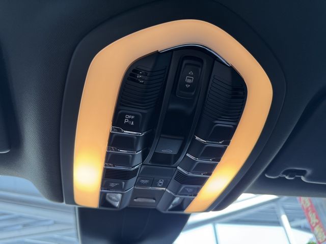 PORSCHE保時捷 MACAN S  第13張相片