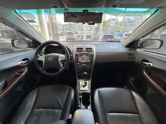 TOYOTA豐田 ALTIS  第5張相片