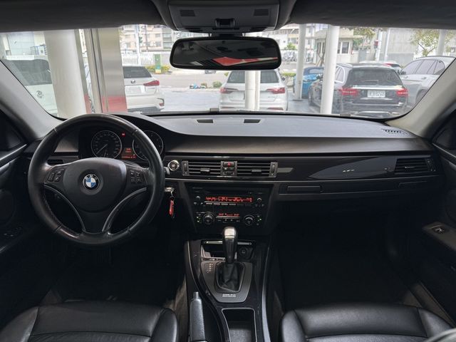 BMW寶馬 320I COUPE  第5張相片