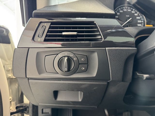 BMW寶馬 320I COUPE  第17張相片