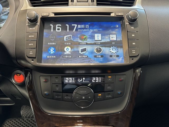 NISSAN日產 SENTRA  第12張相片