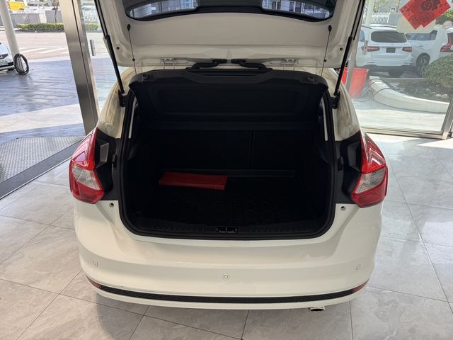 FORD福特 FOCUS  第4張相片