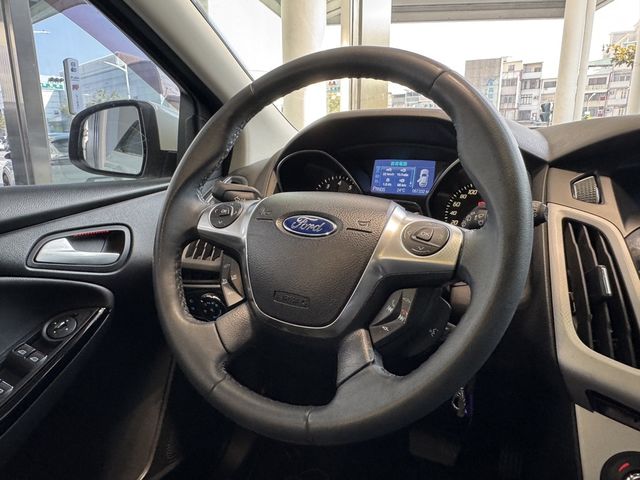FORD福特 FOCUS  第6張相片