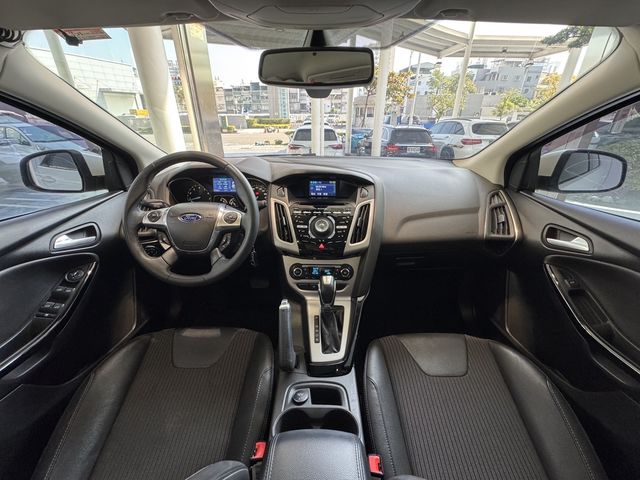 FORD福特 FOCUS  第7張相片