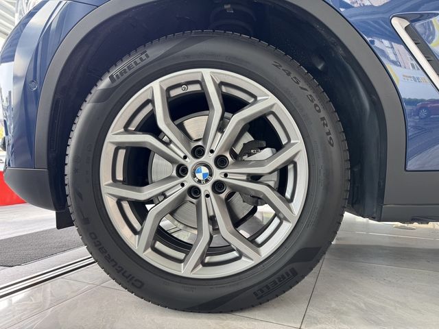 BMW寶馬 X3  第3張相片