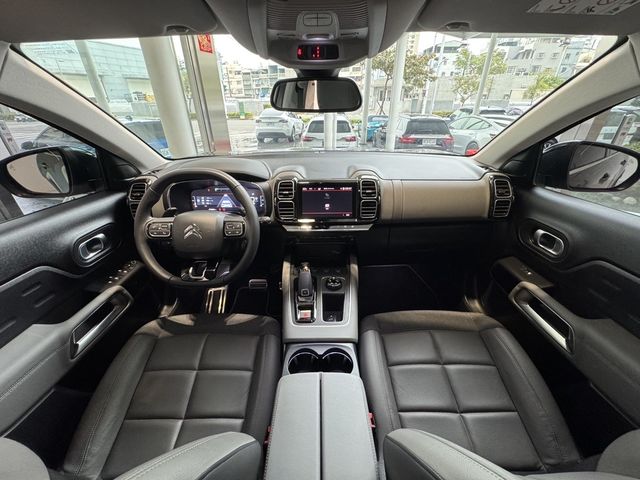 CITROEN雪鐵龍 C5  第5張相片