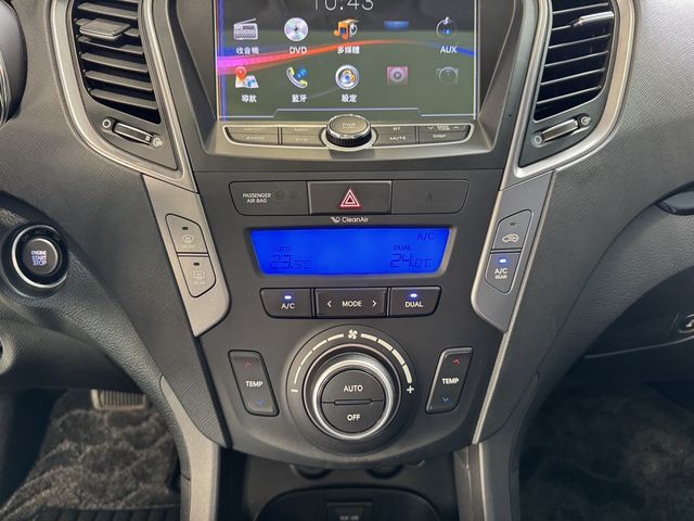HYUNDAI現代 SANTA FE  第10張相片