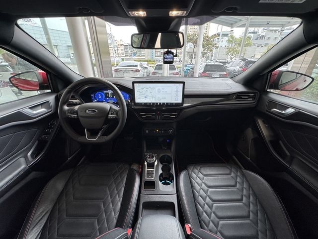 FORD福特 FOCUS WAGON  第5張相片