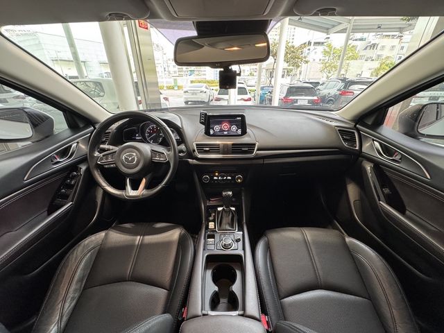 MAZDA馬自達 MAZDA 3  第6張相片