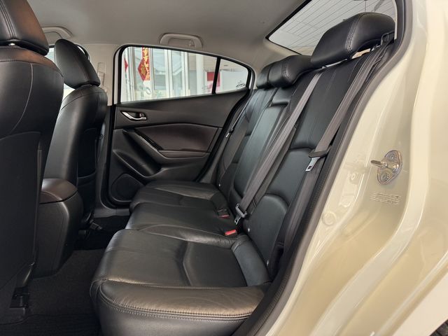 MAZDA馬自達 MAZDA 3  第8張相片