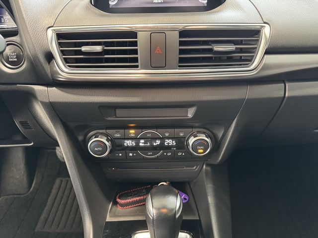 MAZDA馬自達 MAZDA 3  第11張相片