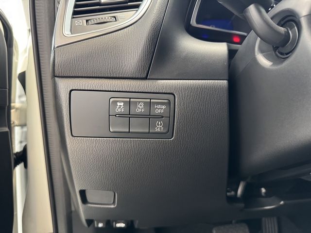 MAZDA馬自達 MAZDA 3  第16張相片