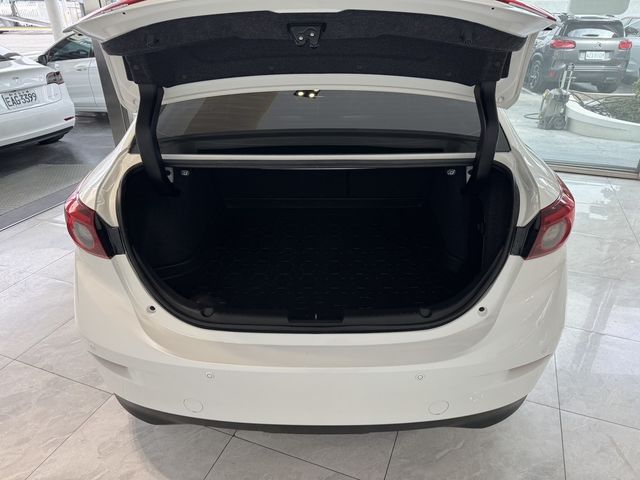 MAZDA馬自達 MAZDA 3  第19張相片