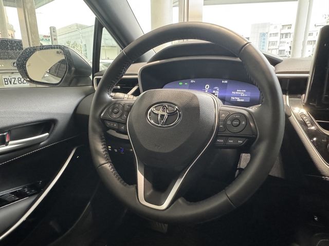 TOYOTA豐田 COROLLA SPORT  第4張相片